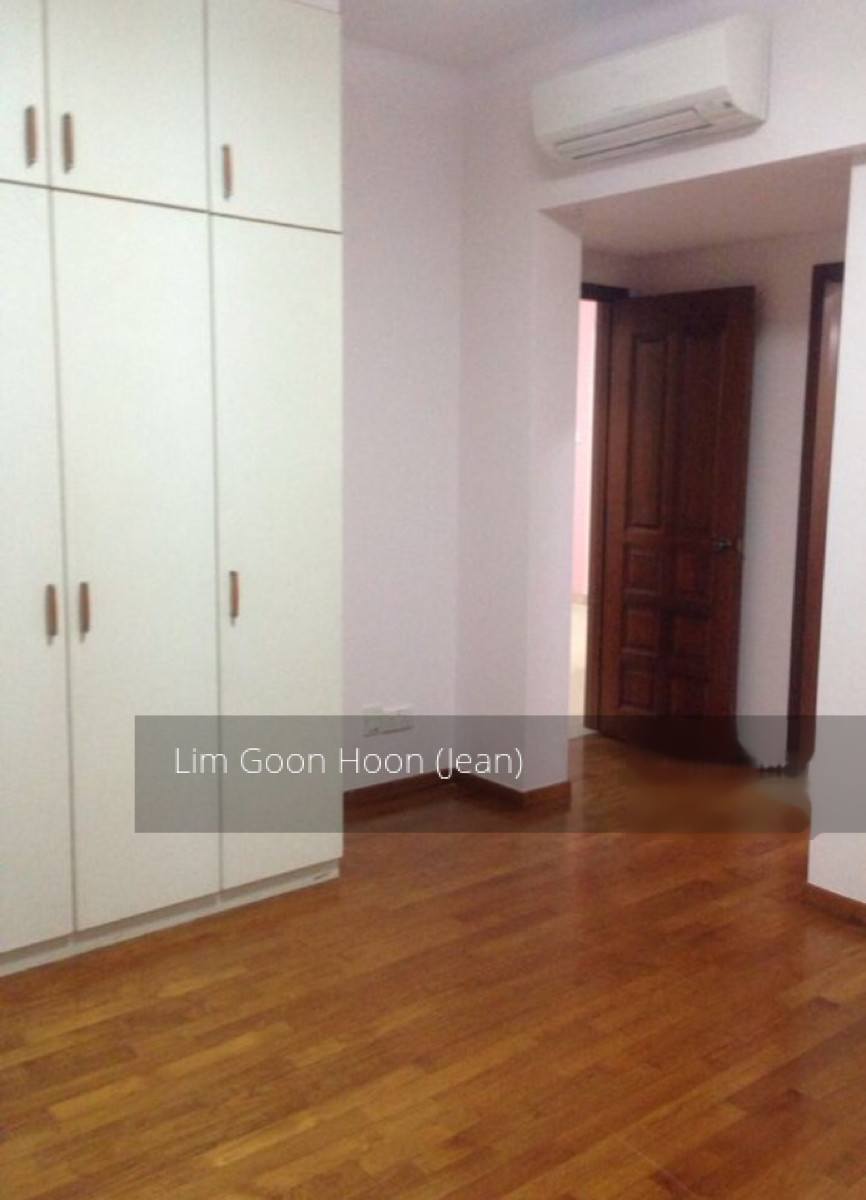 Carissa Park Condominium thumbnail photo